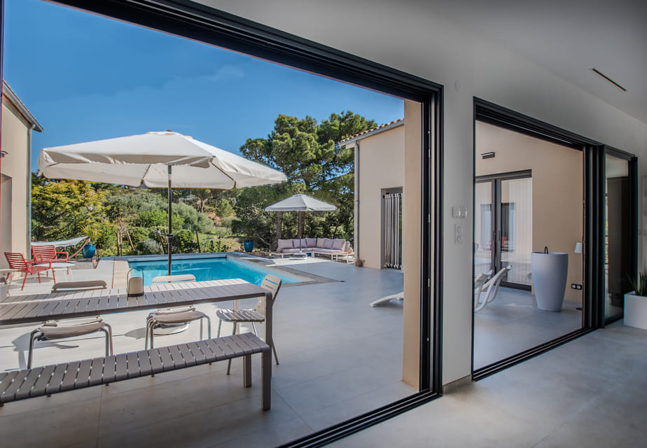 Art extérieur de maison construite par Maison Kamci à Narbonne