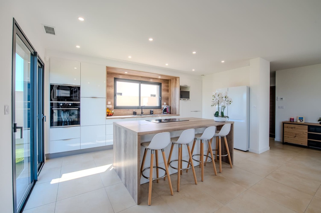 Intérieur d'une maison construite par Maison Kamci